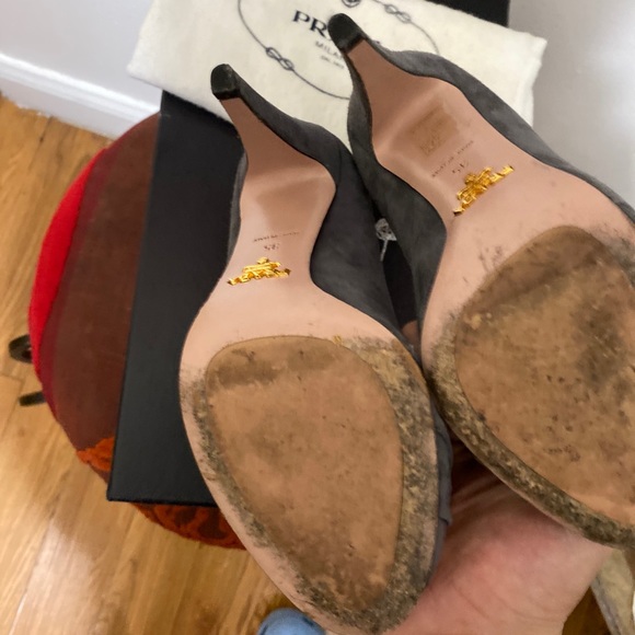 Heels - Picture 4 of 4